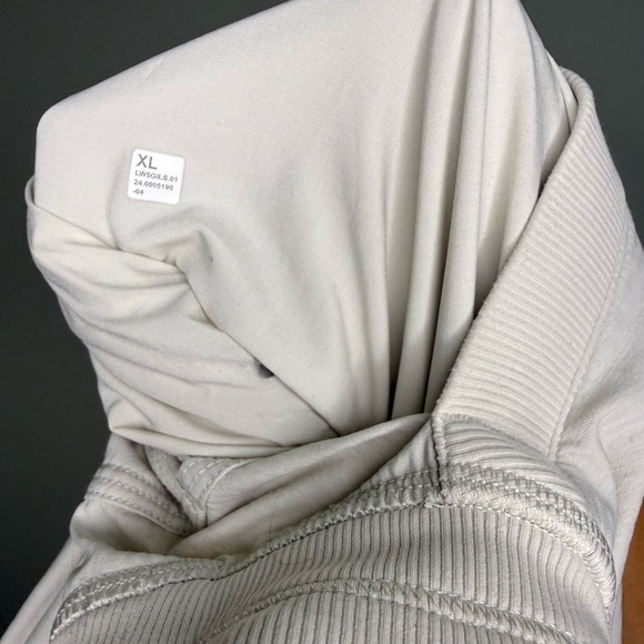 Lululemon Dance Studio Relaxed-Fit Mid-Rise Cargo Pant - Picture 3 of 3